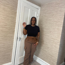 Load image into Gallery viewer, Millaray Cargo Pants
