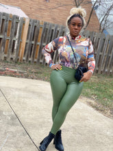 Load image into Gallery viewer, Tragic leggings
