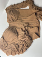 Load image into Gallery viewer, Slouch Corset
